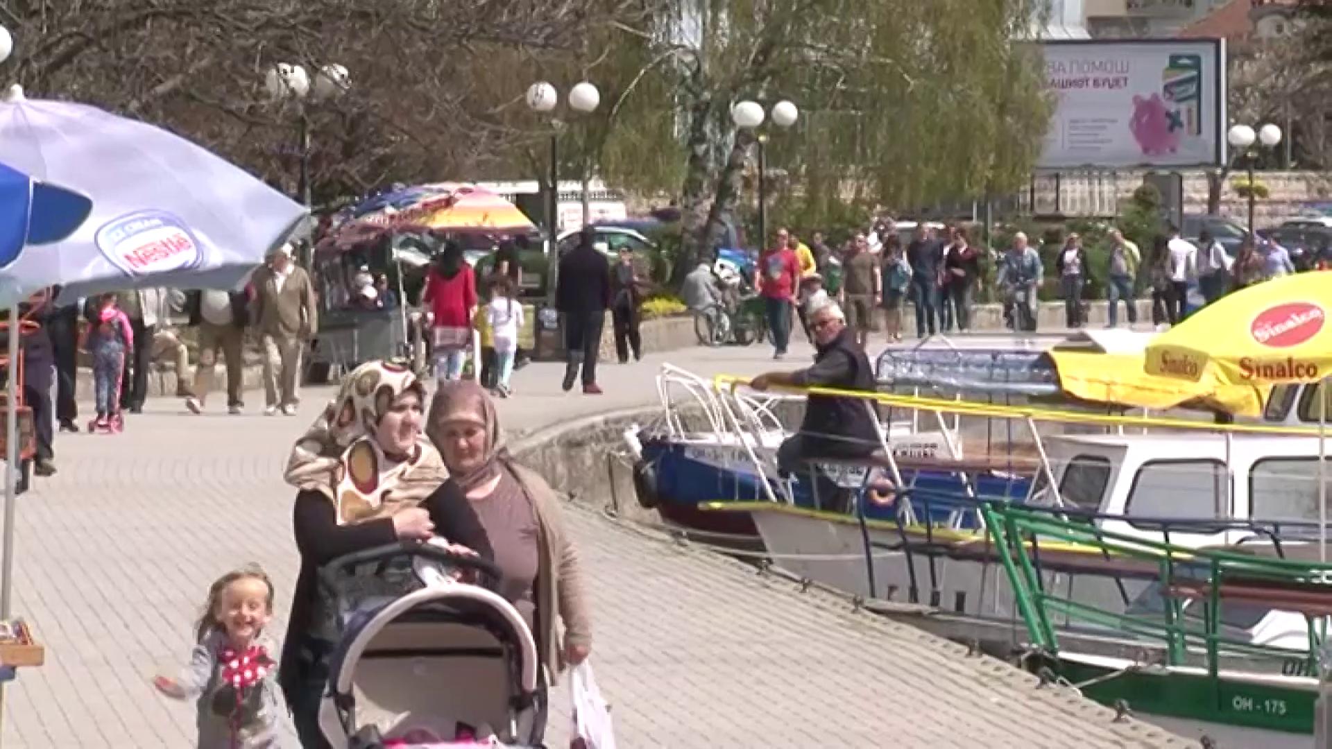 Sezoni turistik, Ohri dhe Struga i pritën mysafirët e parë nga Holanda