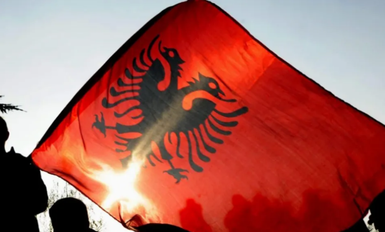 Flamujt M T Vjet r N Bot Ja Ku R nditet Ai Shqiptar Alsat