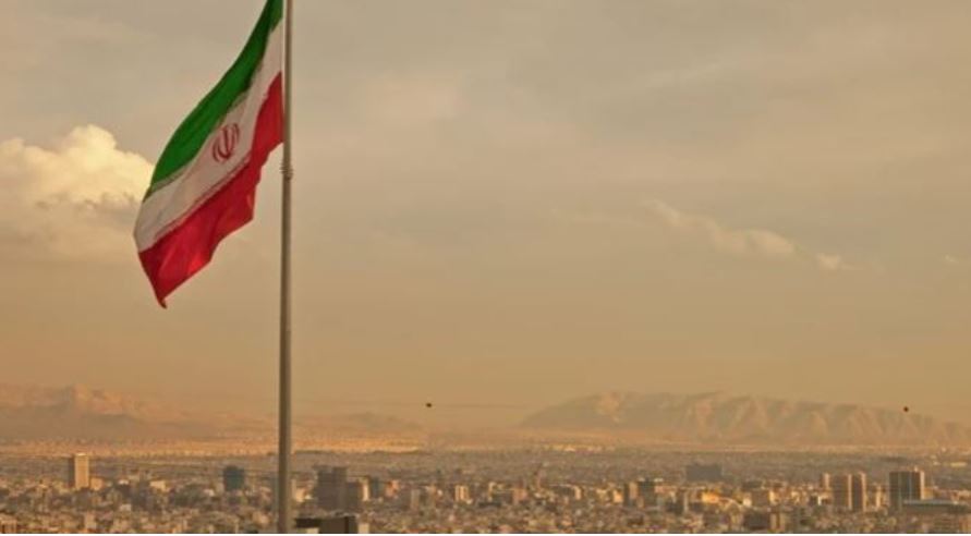 Irani e mohon: Nuk ka pasur asnjë sulm ajror, objektet bërthamore janë të sigurta