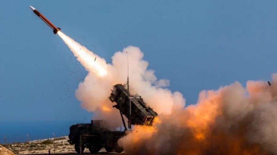 Sulmet në Detin e Kuq, SHBA rrëzon 4 raketa të rebelëve Houthi në Jemen