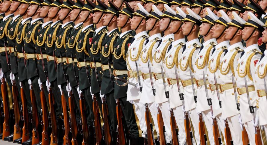 Kina ristrukturon ushtrinë, Xi Jinping: Duhet të jemi gati për luftërat e ardhshme