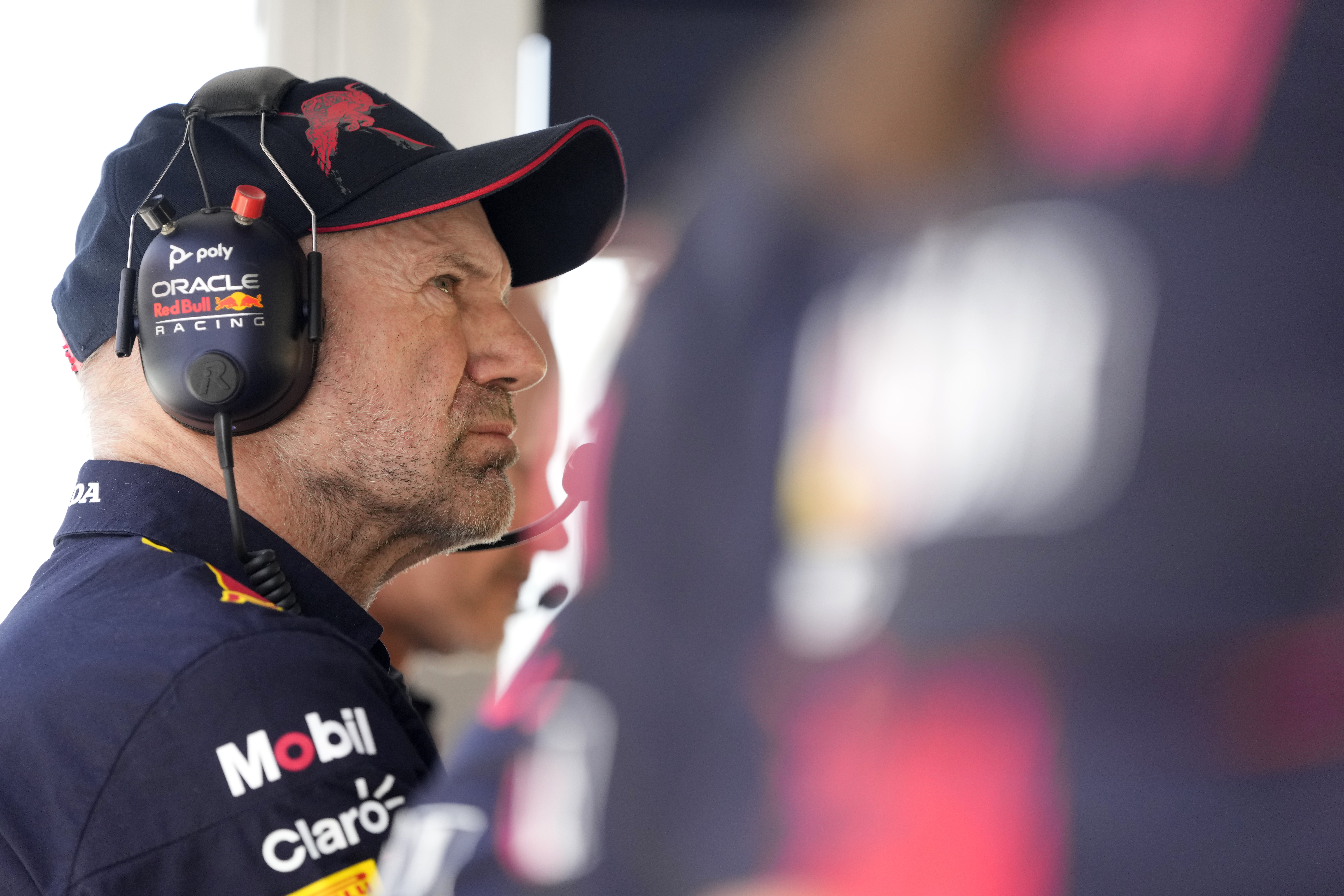 Adrian Njuei largohet nga Red Bull, tre ekipe e mirëpresin projektuesin e makinave