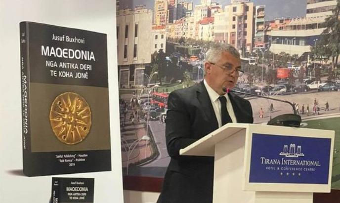 Jusuf Buxhovi promovon librin “Maqedonia nga antika deri te koha e jonë” në Tiranë