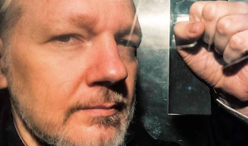 Misioni i Julian Assange ishte të ndryshonte botën por me çfarë kostoje?