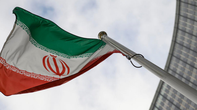 Arrestohen më shumë se 260 persona në Iran, u konfiskohet alkool dhe drogë
