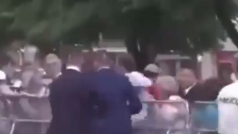 (VIDEO) Publikohen pamjet e momentit të atentatit ndaj kryeministrit sllovak