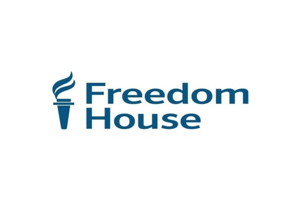 “Freedom House”: Mosmarrëveshja e zgjatur me Kosovën, sfidë në demokratizimin e Serbisë