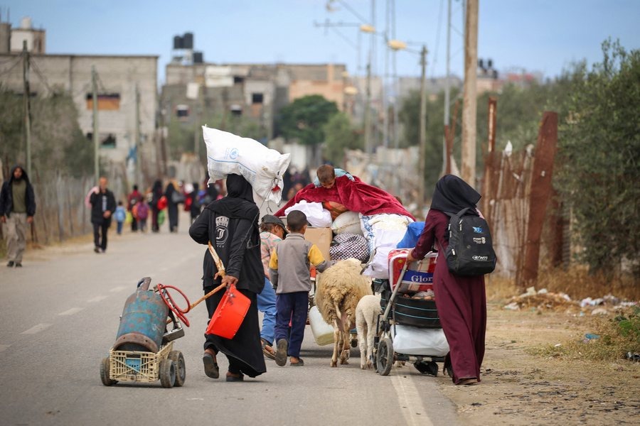 Mbi 900 mijë palestinezë janë zhvendosur nga Gaza gjatë dy javëve të fundit