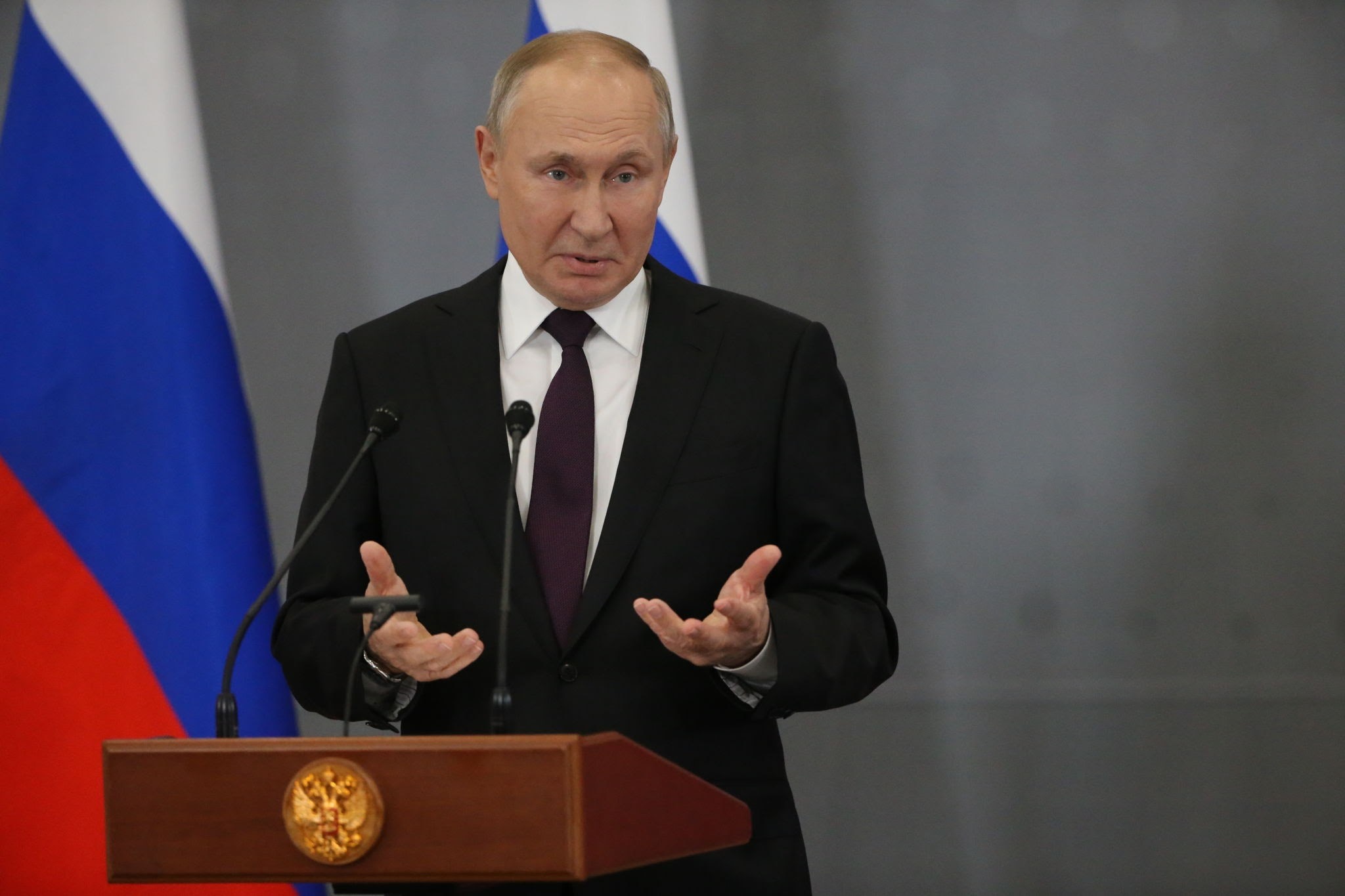 Ndryshimet në qeveri, a po përgatitet Putini për një luftë të gjatë?