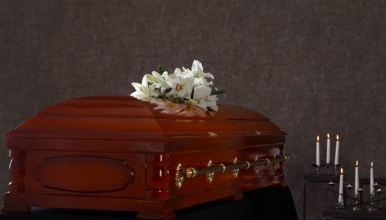 Rritet numri i trupave të padeklaruar në Kanada/ Kostot e funeralit janë shumë të larta