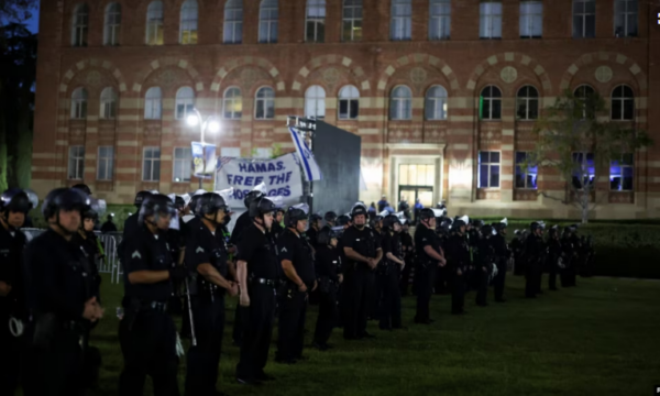 Policia urdhëron shpërndarjen e protestuesve pas përleshjeve në UCLA