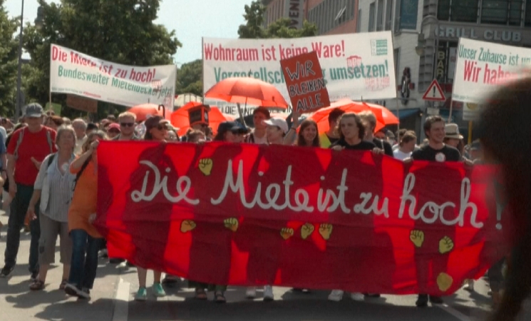 Mijëra njerëz protestojnë në Berlin për qiratë e larta të banimit