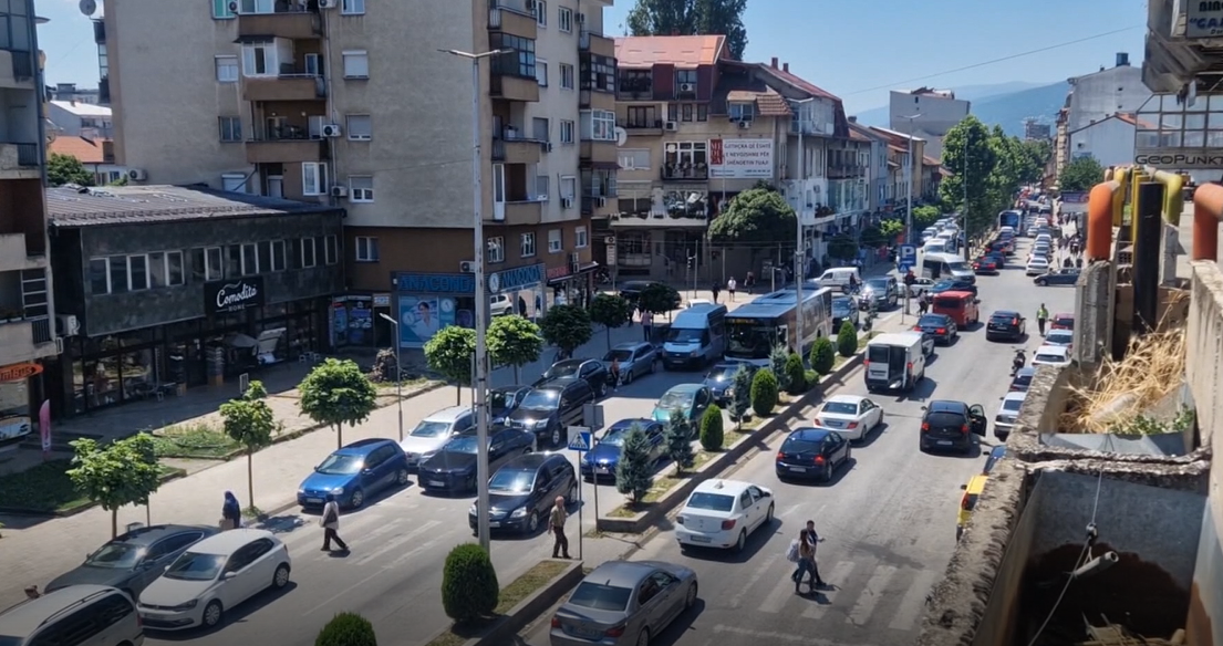 Tetovë  Edhe këtë verë oborret e shkollave do të shndërrohen në vendparkime