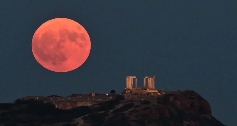  Hëna e Përgjakur    eklipsi total hënor më 3 mars