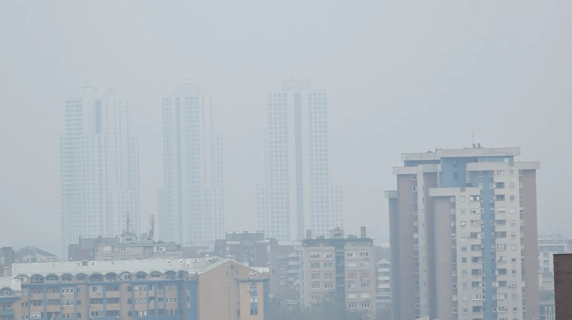 Ajri i ndotur alarmon qytetarët   Grimcat mbi normë  situatë kritike në Kërçovë  Strumicë  Manastir dhe Gostivar