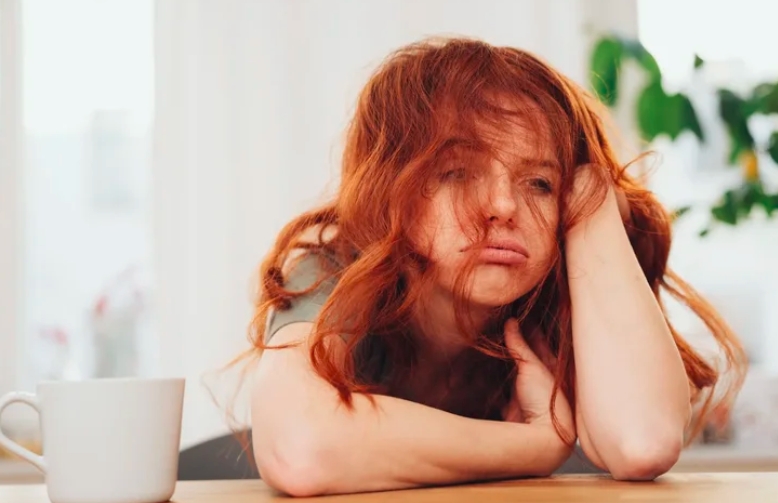 sa-gjate-mund-te-duroje-nje-person-pa-gjume