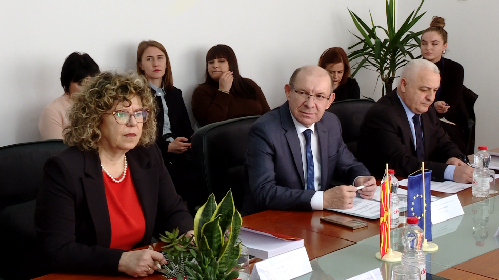 Gjithë ai  tërmet    Mbetet e palëkundur pozita e Lupço Koçevski