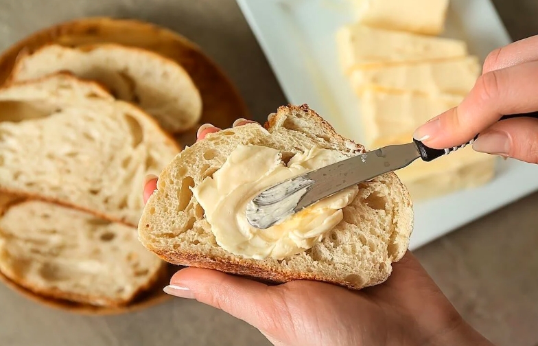 Çfarë duhet të konsumoni   gjalpë apo margarinë 