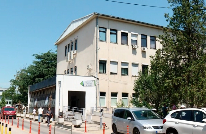 15 të punësuar në Klinikën e Endokrinologjisë 3 muaj pa paga