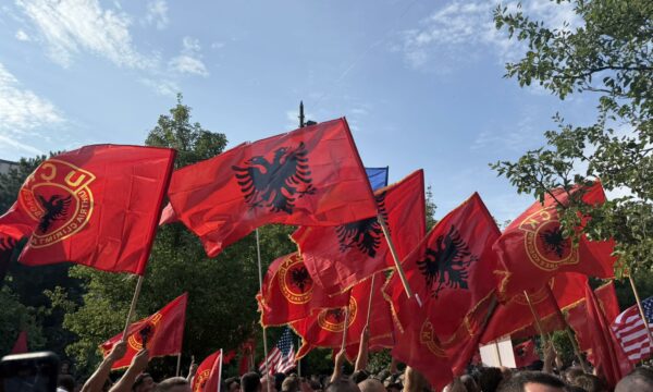 Me thirrjet për drejtësi  mbyllet protesta kundër Gjykatës Speciale