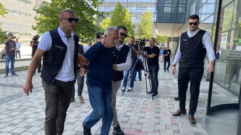 Një muaj paraburgim për Sinisha Spasiq  dyshohet për vrasje dhe dhunim seksual të civilëve gjatë luftës në Vushtrri