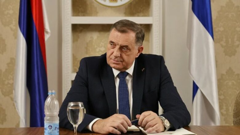 Dodikut i hiqet pasaporta diplomatike