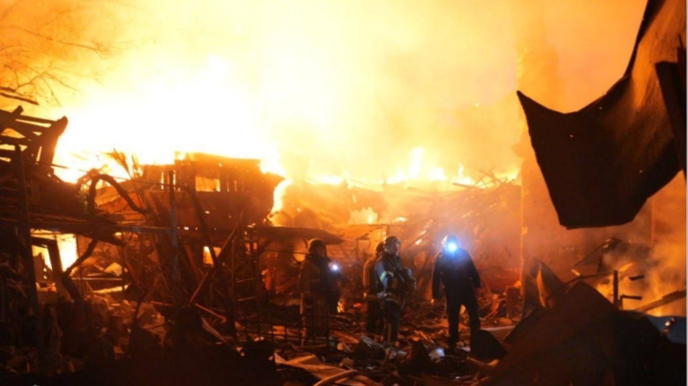 Rusia godet Kievin me sulm gjatë natës ndërsa luftimet intensifikohen në Pokrovsk