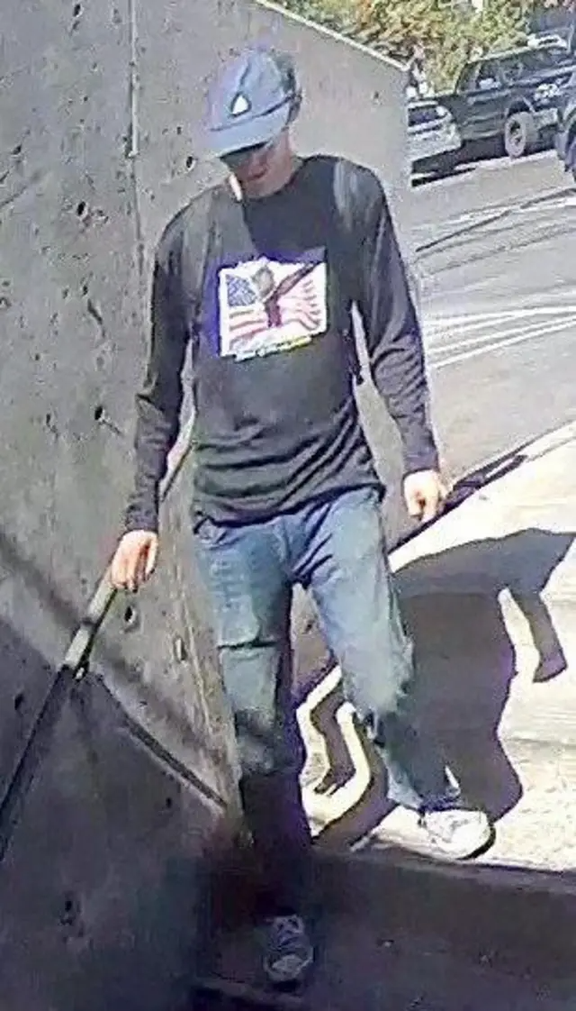 FBI publikon videon e të dyshuarit për vrasjen e Charlie Kirk, shpërblim 100,000 dollarë për atë që jep informacione