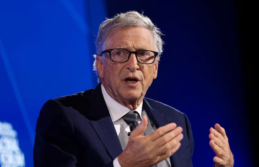 Bill Gates ngre alarmin  Bota po fokusohet gabim  uria dhe sëmundjet janë kërcënimet më të mëdha