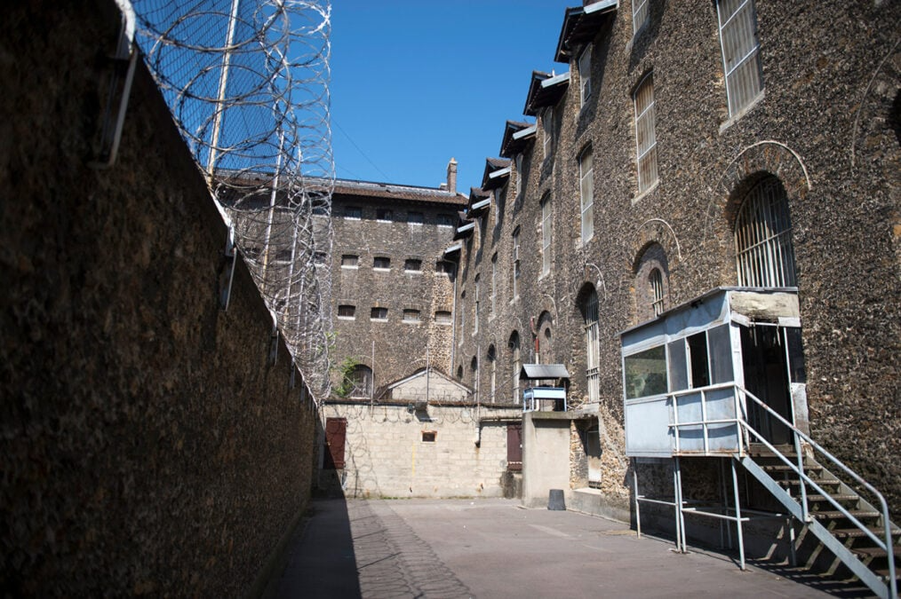 Trajtim i privilegjuar për Sarkozinë në burg, i vetmi i burgosur që merr katër vizita në javë