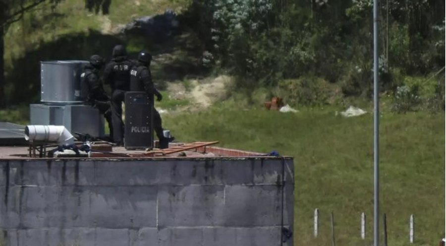 Trazira vdekjeprurëse në burgun e Ekuadorit  të paktën 31 viktima
