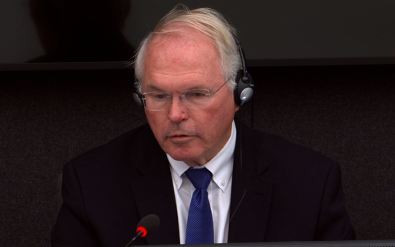 Hill vazhdon sot dëshminë e tij në Hagë  ja çka tha diplomati amerikan dje në Gjykatën Speciale