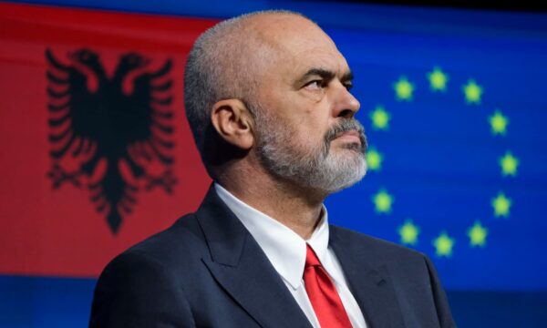 Edi Rama njofton se Shqipëria ka hapur të gjithë kapitujt e negociatave  Asgjë s na ndalë drejt BE së në 2030