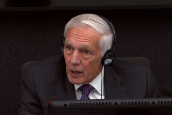 Clark  Thaçi nuk ishte komandant ushtarak i UÇK së