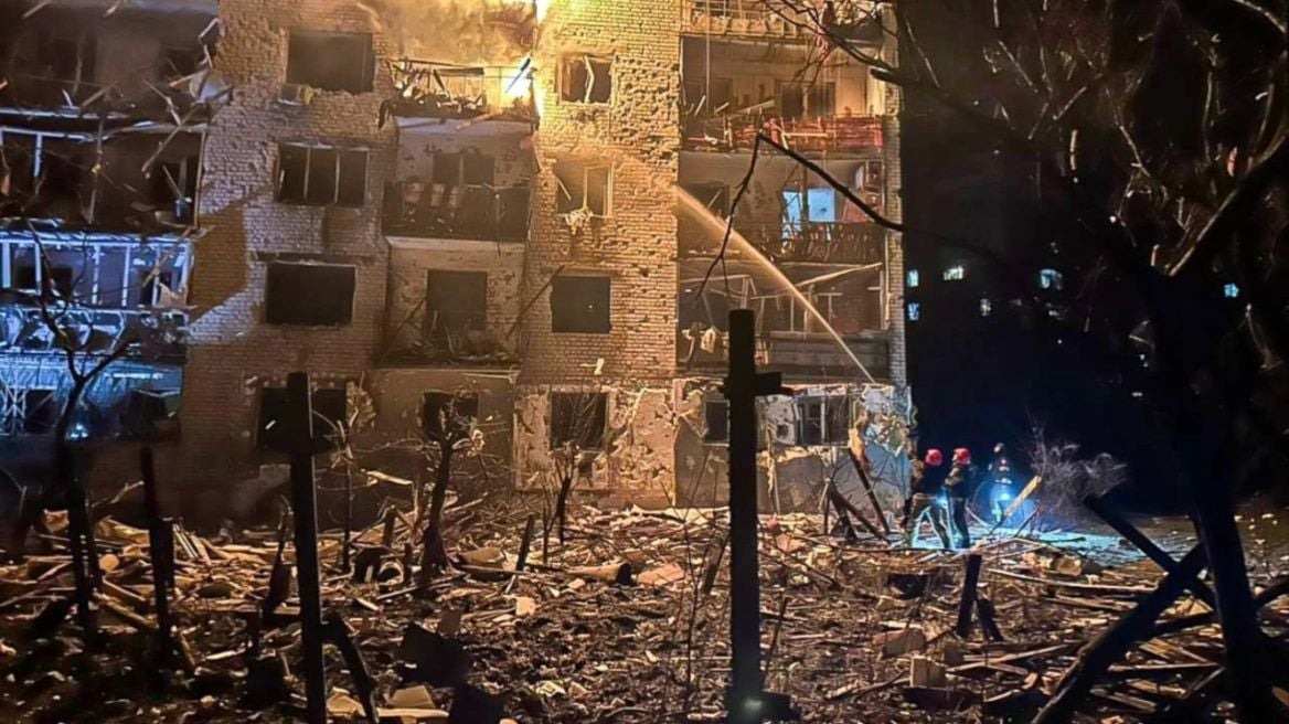 Vijojnë sulmet ruse në Ukrainë  1 viktimë dhe 9 të plagosur në rajonin e Kharkivit