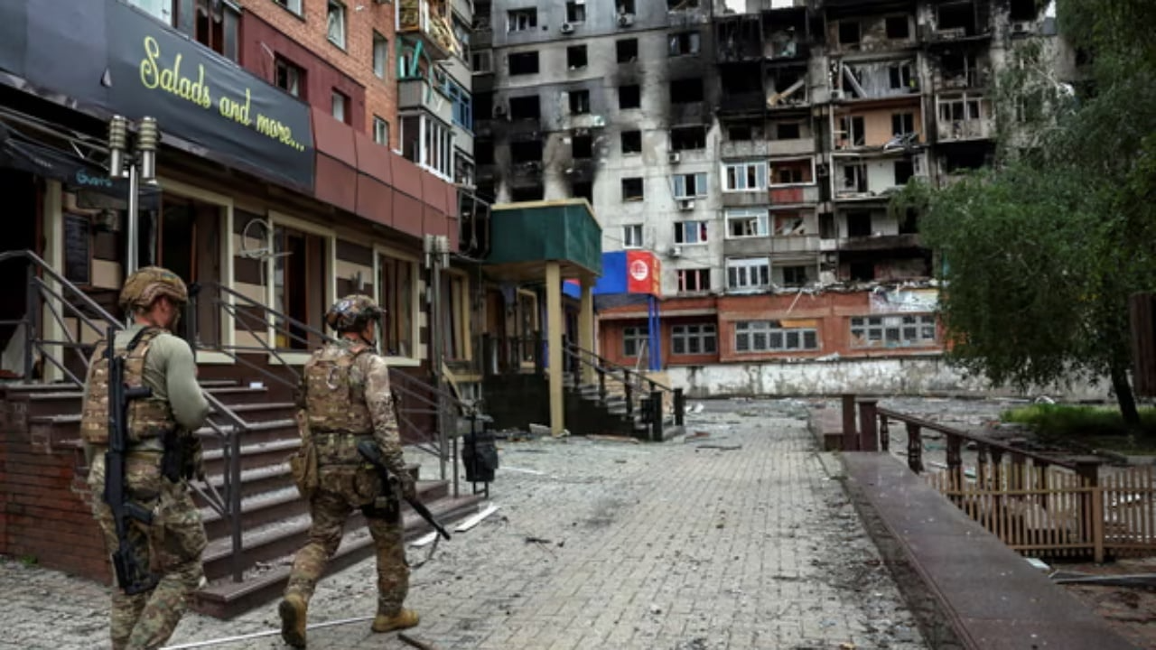 lufta-ne-ukraine-beteja-per-pokrovskun-vazhdon