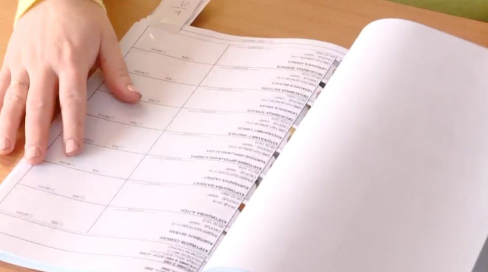 Fillojnë përgatitjet për zgjedhjet në 4 komuna  lista zgjedhore në shqyrtim publik