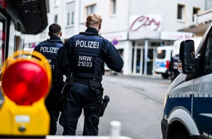 Infermieri gjerman vrau 10 pacientë  dënohet me burgim të përjetshëm