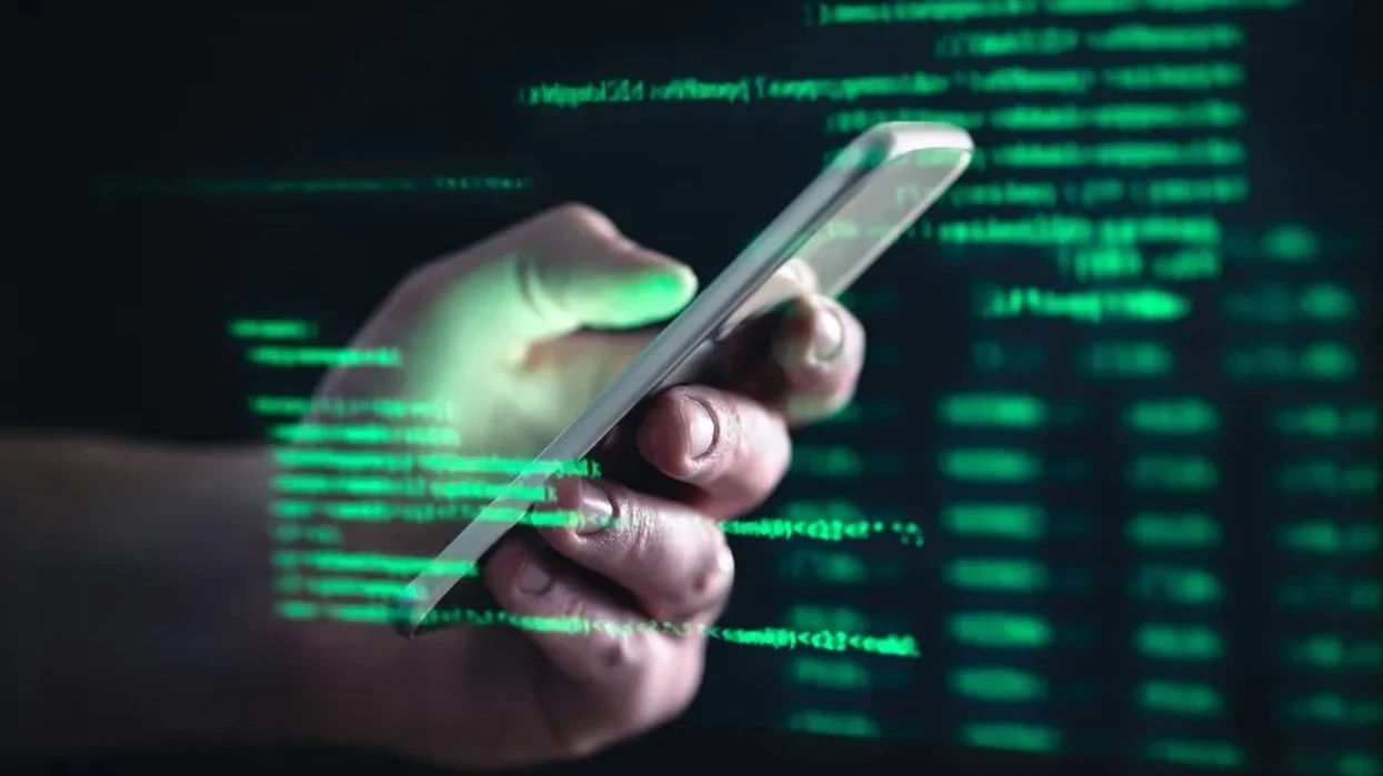 Google paralajmëron  Mos përdorni Wi Fi publik  rrezikoni llogaritë bankare