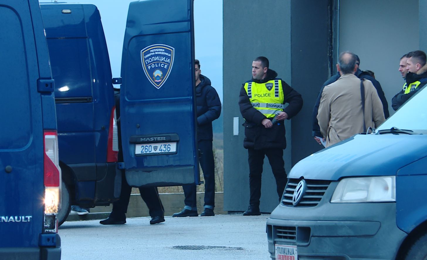 Koçani  Të akuzuarit e rastit  Pulse  para gjykatës  familjarët kërkojnë drejtësi