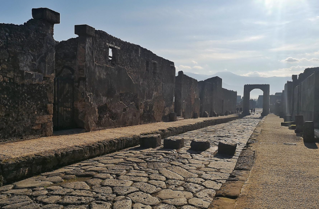 harta-e-re-tregon-300-000-kilometra-rruge-romake