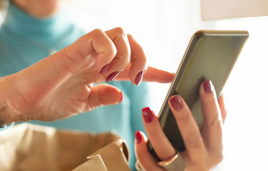 Telefoni i dobishëm për përdorim të rregullt pas një moshe të caktuar