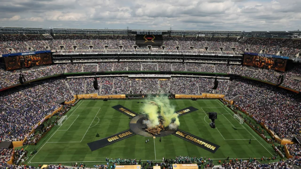 Biletat më të shtrenjta në histori  tifozët anglezë  shpërthejnë  ndaj FIFA s për çmimet në Botërorin 2026