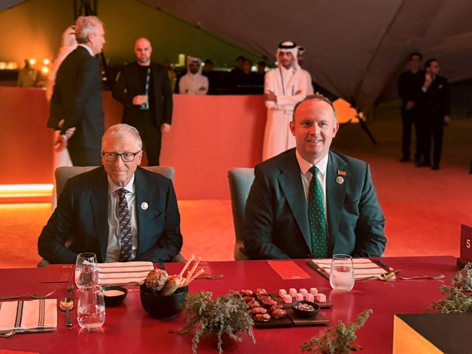 kryetari-i-kuvendit-te-rvm-se-afrim-gashi-takon-bill-gates-ne-forumin-e-dohas-2025