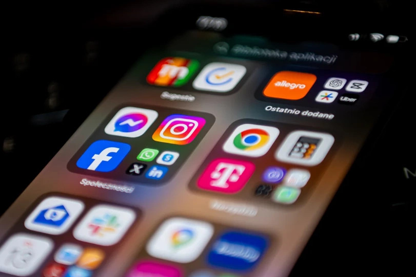 Evropa drejt kufizimit të rrjeteve sociale për fëmijët  pas modelit australian