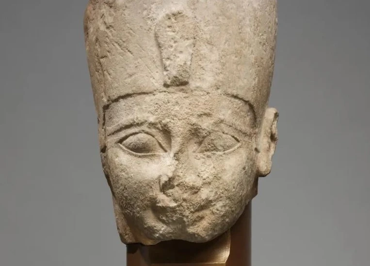 Studimi i detajuar i artefakteve ndihmon datimin e sundimit të faraonit Ahmose