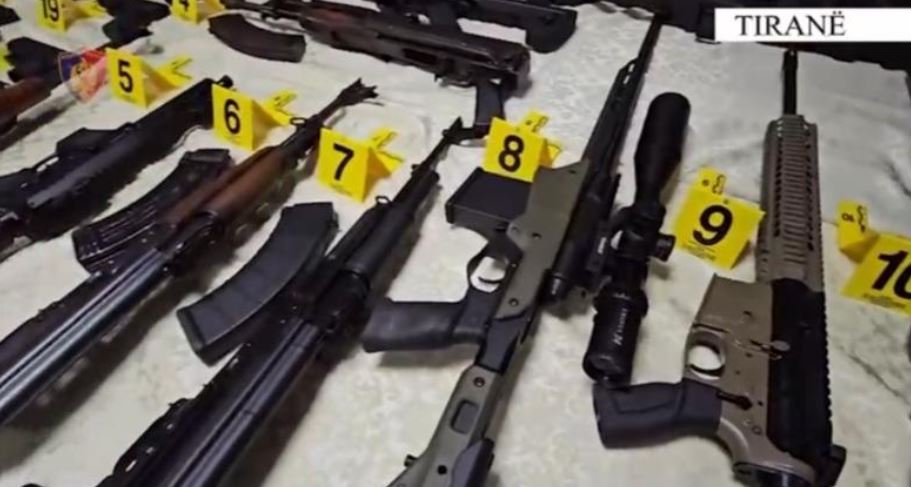 Trafikuan armë nga Kosova në Shqipëri  Prokuroria Tiranë dërgon në gjykim 8 persona