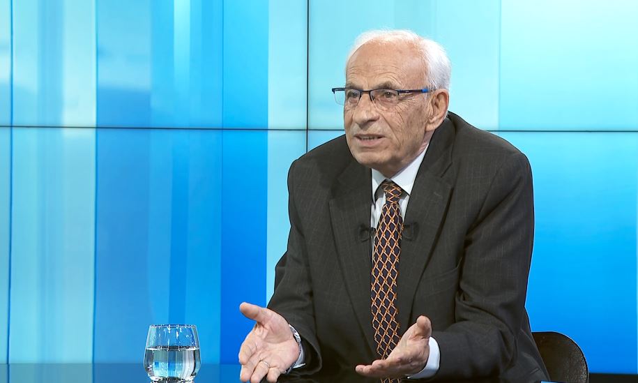 Mustafa  Shtrembërimet e fakteve historike e gjeografike për shqiptarët  nëpër tekstet shkollore që nga vitet e 80 ta