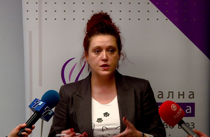 Dhuna dhe vrasja e grave nga partnerët merr përmasa shqetësuese