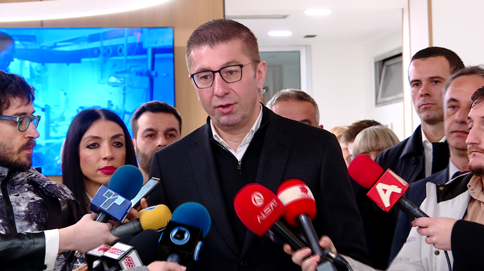 Mickoski bën thirrje për lindjen e sa më shumë fëmijëve  Rënia e numrit të foshnjave përbën alarm serioz